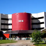 UEG publica edital de concurso para docentes da área de Direito e para vagas Analista de gestão governamental