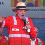 Lula defende Petrobras e diz que estatal não é sempre culpada por aumento dos combustíveis