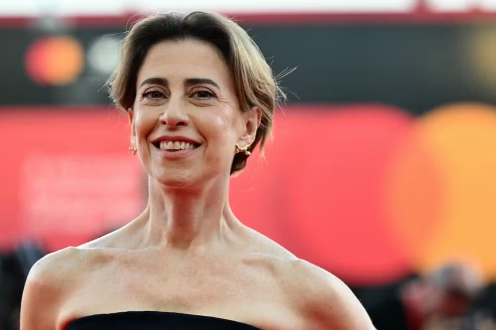 A atriz brasileira Fernanda Torres, indicada ao Oscar de Melhor Atriz por sua atuação em “Ainda Estou Aqui”, comentou recentemente sobre as polêmicas que têm marcado a atual temporada de premiações.