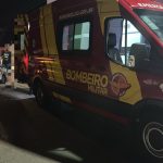 Motociclistas ficam feridos após colisão frontal em Catalão