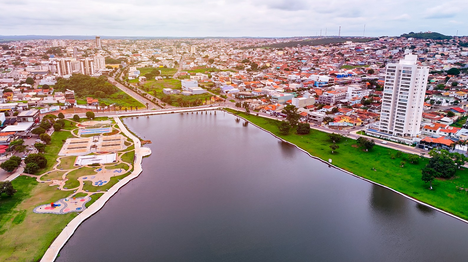 Catalão entre os cinco municípios mais competitivos do Centro-Oeste em 2025
