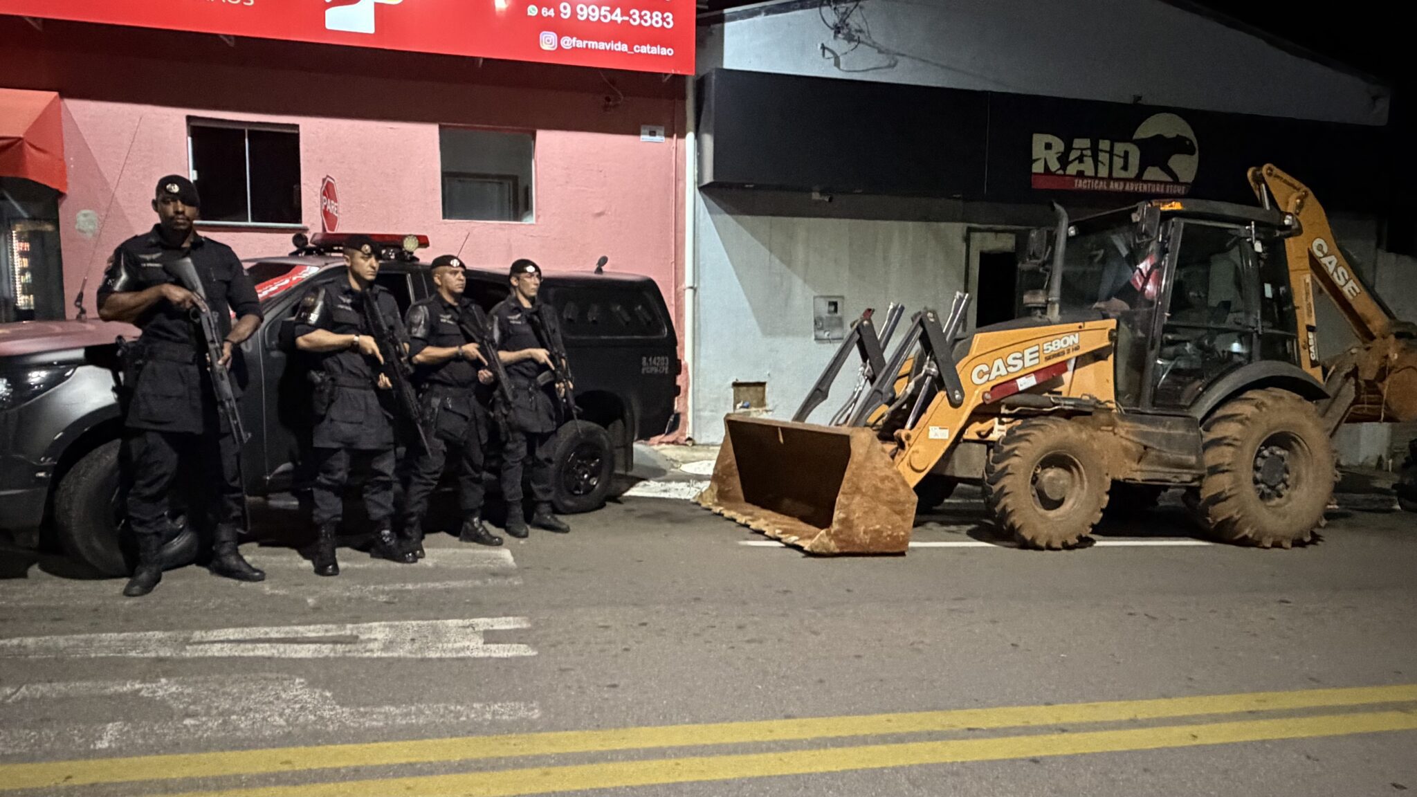 Retroescavadeira de quase meio milhão é recuperada pela polícia em Catalão