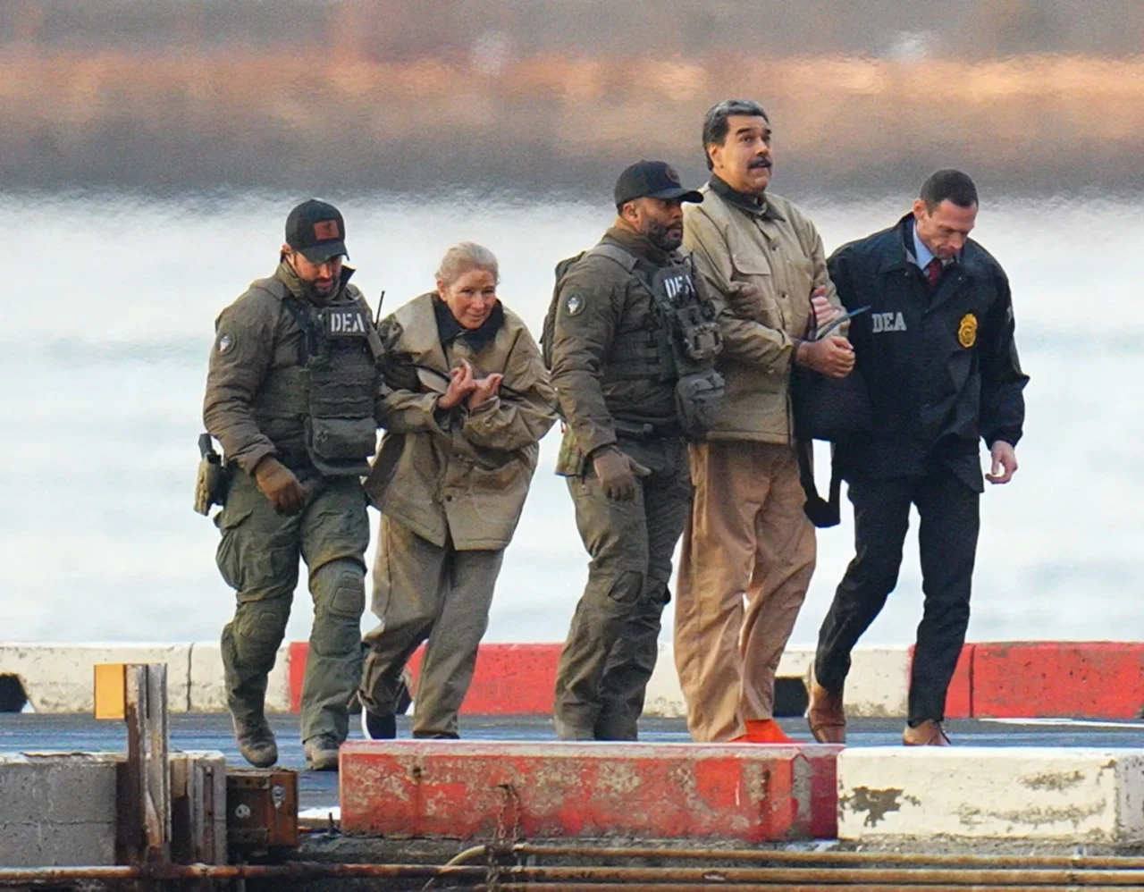 Maduro se declara inocente em tribunal dos EUA e afirma ser “prisioneiro de guerra”