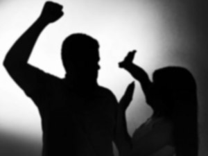 Homem é detido por agredir a própria mãe em Nova Aurora