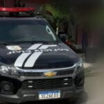 Mãe de 24 anos é presa em flagrante suspeita de abuso e abandono intelectual de filho de 8 anos em Catalão