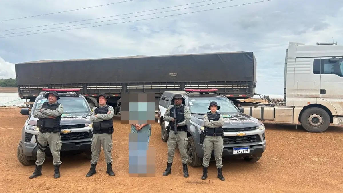 Batalhão Rural intercepta caminhão com mais de 32 toneladas de grãos em Ipameri