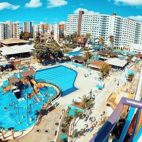 Nova lei proíbe cobrança da “taxa do turismo” por condomínios em Caldas Novas
