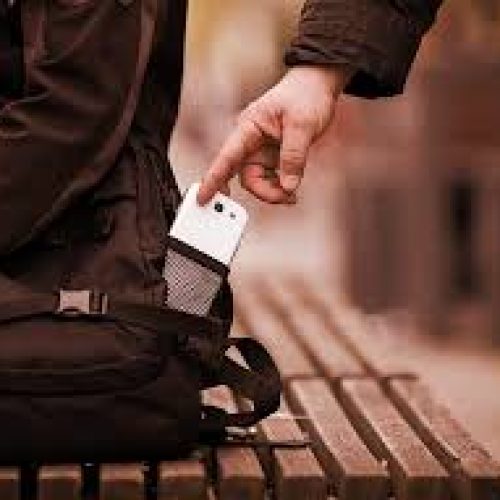 Furtos de celulares são registrados durante show na Expo Catalão 2025