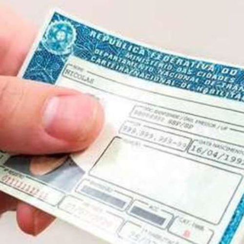 Condutores podem ter isenção na taxa de emissão da CNH definitiva em Goiás; veja quem tem direito
