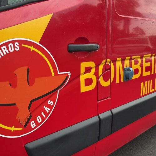 Motociclista fica ferida após colisão com carro no bairro Vereda dos Buritis, em Catalão