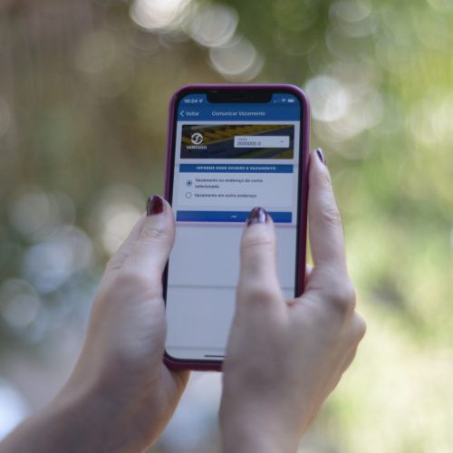 Aplicativo da Saneago usado como referência para canais oficiais de atendimento